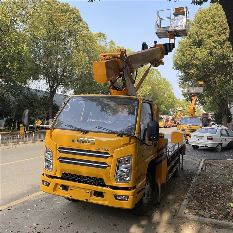 全新23米高空作業(yè)車(chē)亮相 園林綠化修剪新利器，可工廠(chǎng)定制改裝現(xiàn)代救護(hù)車(chē)型